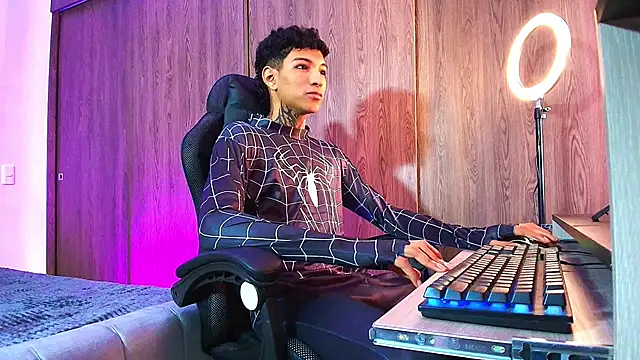 im_Usuga Chat XXX in diretta