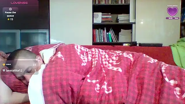 Matttthees Chat XXX in diretta