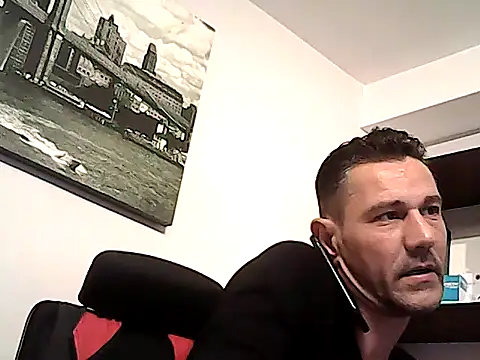 mastercharisma35's Live XXX Chat