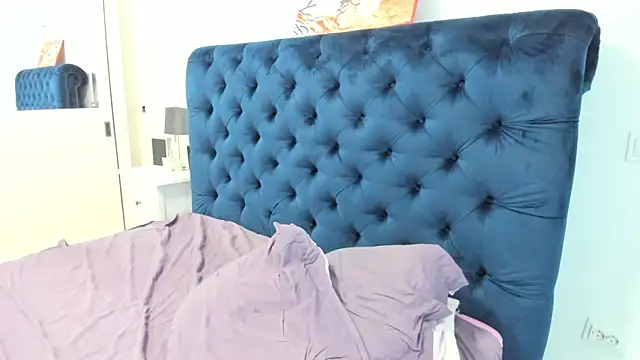 LIVYA 网络视讯表演