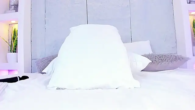 AlassiaHocthner Live XXX Chat