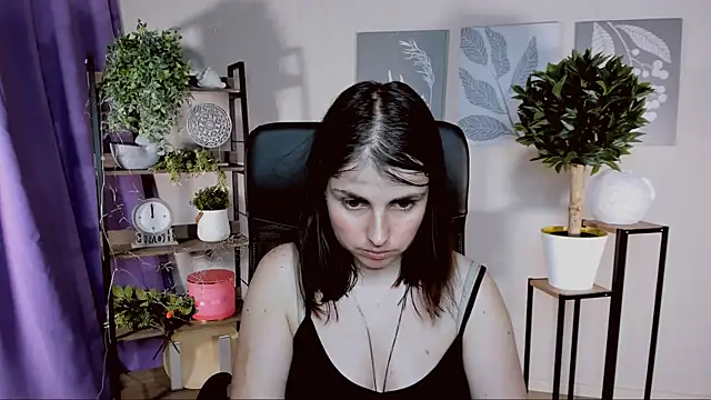 MartaEdams' Live XXX Chat