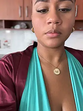 SSCARLETH_ 现场XXX聊天