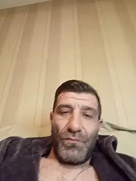 Alexdaniel89 Adlı Modelin Canlı XXX Sohbeti