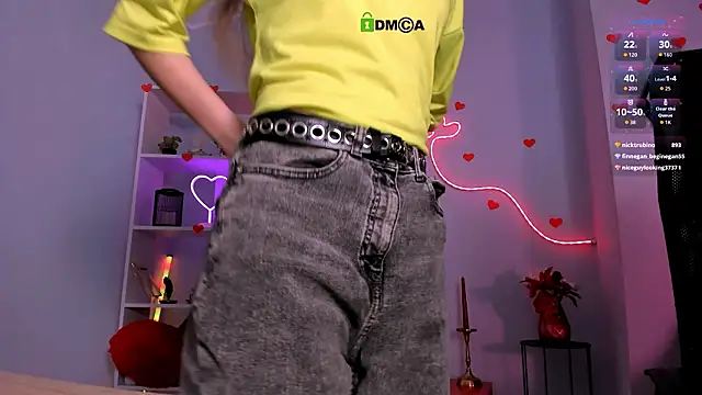 rebecca_smile – Live XXX-chat