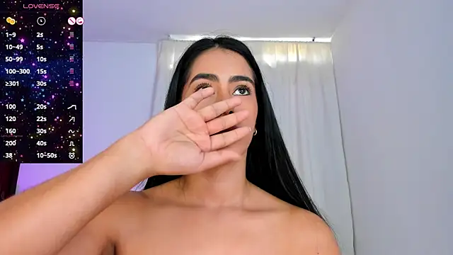 VioletaSotter élő XXX-chatje