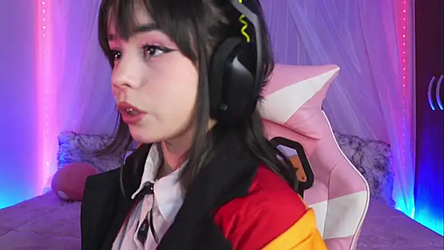 Lilou_albrecht Adlı Modelin Canlı XXX Sohbeti