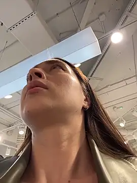 Holly_Play's Live XXX Chat