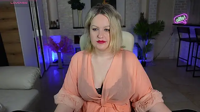 MariemLui's Live XXX Chat