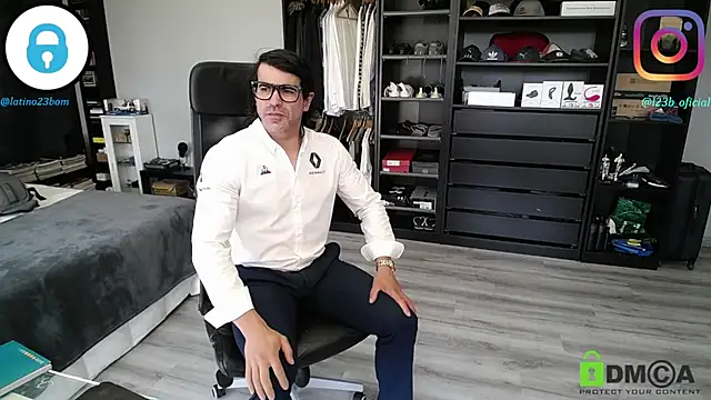 latinoo23bom live XXX chat