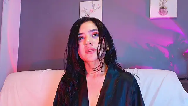 adara_johnson__: онлайн-секс-чат