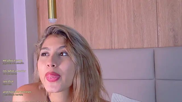 ZoehAngel: онлайн-секс-чат