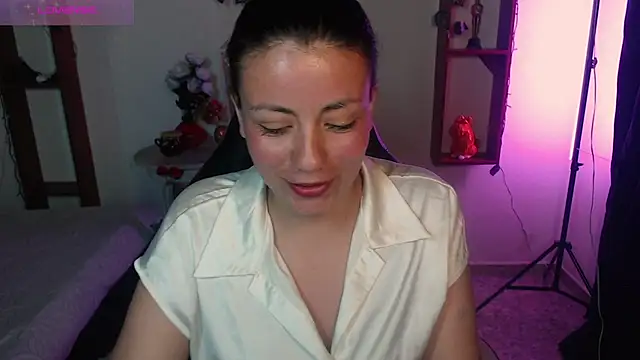 QueenRose94 Live XXX-chat