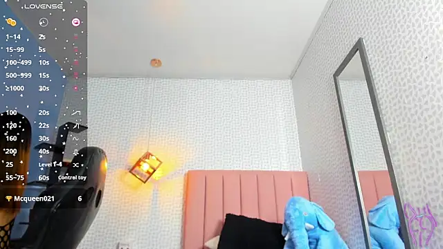 KAROLAGREY Live XXX-chat