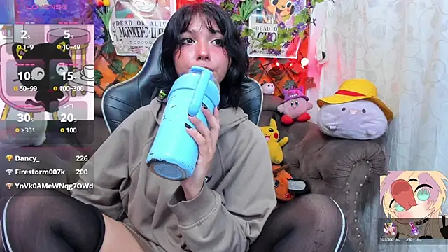 ravenn_20 লাইভ XXX চ্যাট