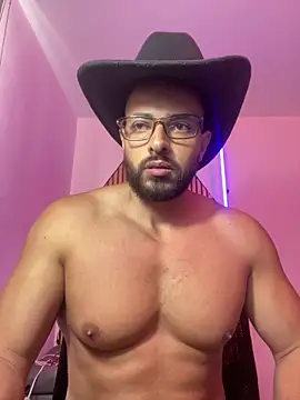 magnumchris: διαδικτυακό σόου στην κάμερα