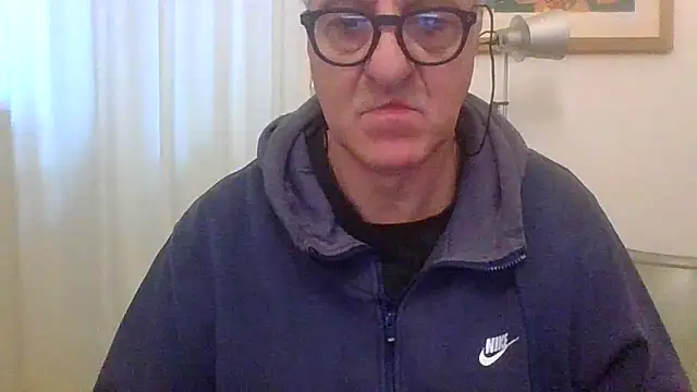 ANONIMO7735 网络视讯表演