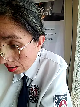 Valentina--1: διαδικτυακό σόου στην κάμερα