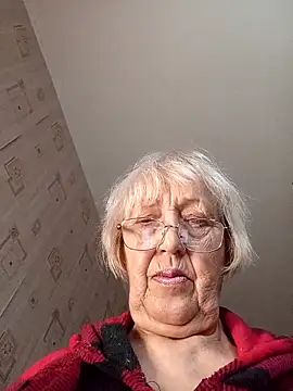 Anatolia5961: διαδικτυακό σόου στην κάμερα