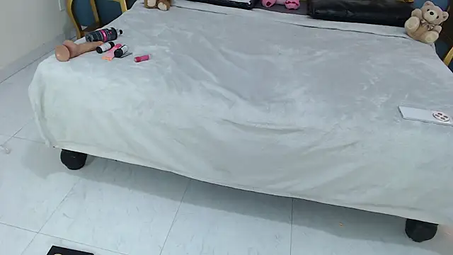 ZairaRogue's Live XXX Chat