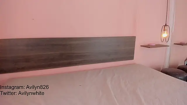 irina-v's Live XXX Chat