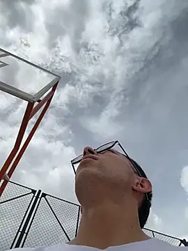 LeonBlazze webcam show