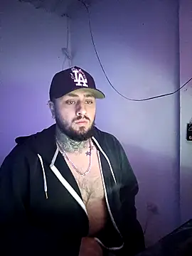 Show modela Neanea98 na web-kameri