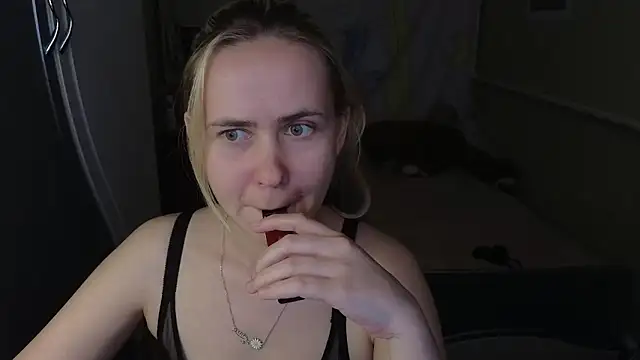 Riley_Roo's Live XXX Chat