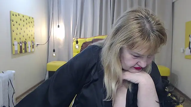 Czat XXX na żywo – EmmaEllison