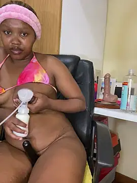 PrettiestheavenlyのライブXXXチャット