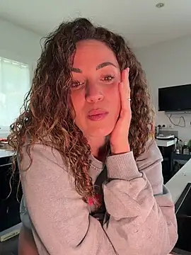 Czat XXX na żywo – Clarasense__