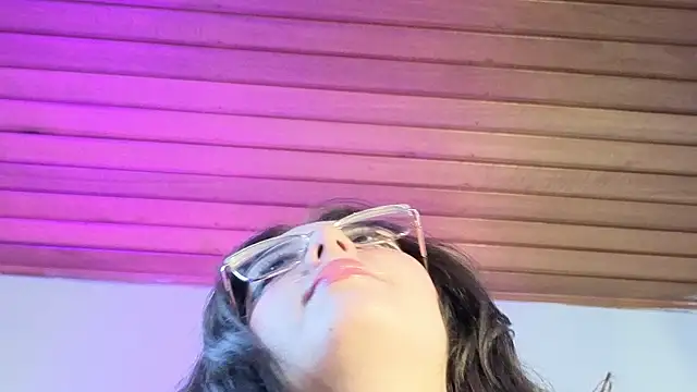 Živý XXX chat Paola_Lyon_