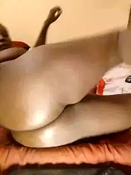 Misskhalifa_n Webbikameraesitys