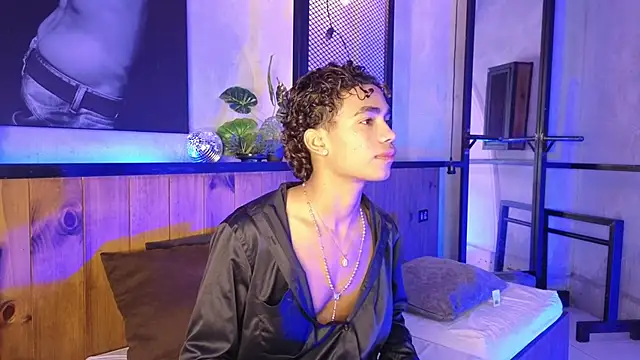 AlanCutee Webcamshow