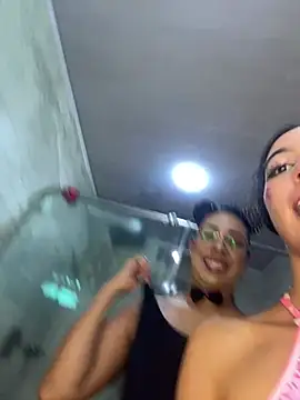 Pokazy przed kamerką – SAMY_AND_ARI