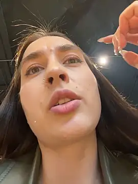 Holly_Play: онлайн-секс-чат