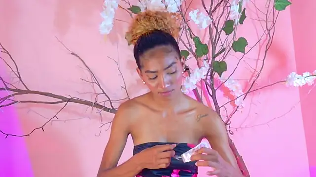 Charlotte_Love10 Live XXX-chat