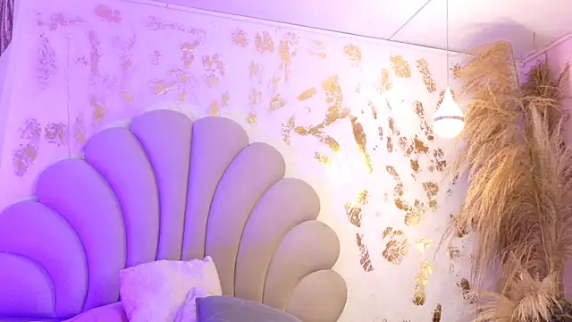 AURORA_BLOOM_CR Adlı Modelin Canlı XXX Sohbeti