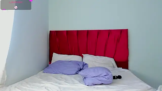 nessa_wine's Live XXX Chat