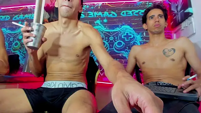 Chat XXX ao vivo de biig_boy