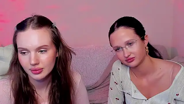 Živý XXX chat MishkaMe