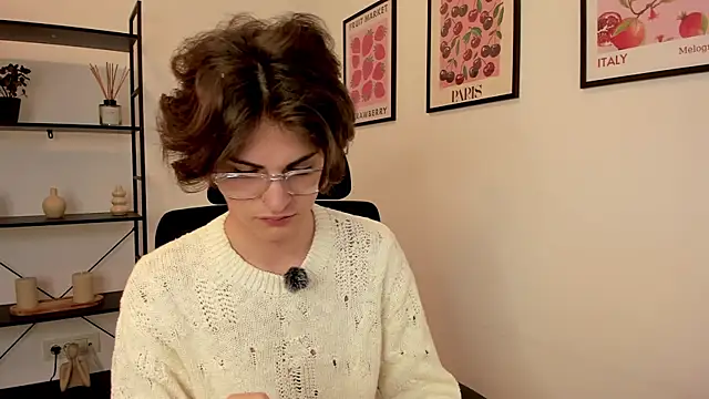 little_femb0y Live XXX-chat