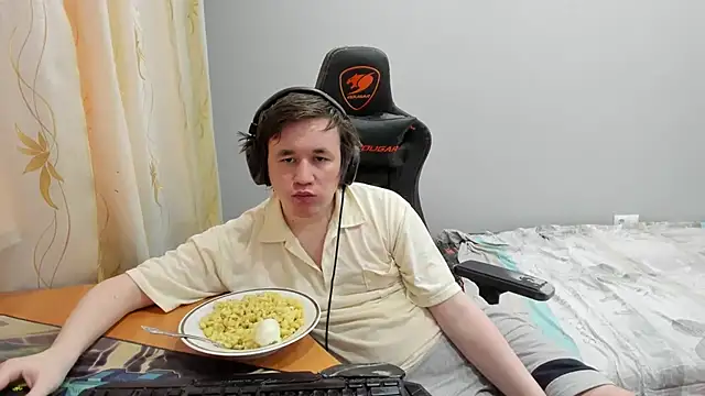 Вебкам-шоу iliaskrislove