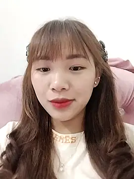 Linkly-ly Adlı Modelin Canlı XXX Sohbeti