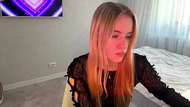 Chat +18 de Between_Eeys ao vivo