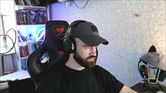 _Mostly_のライブXXXチャット