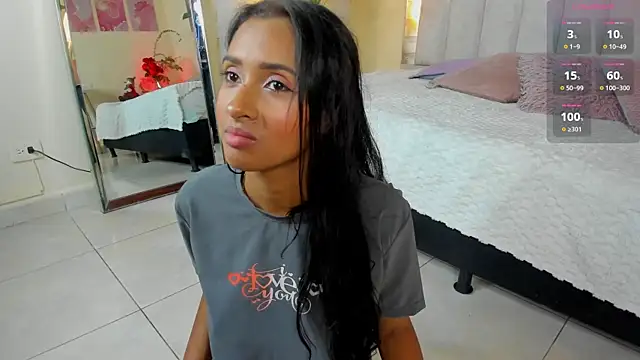 Chat +18 de anny_kiut ao vivo