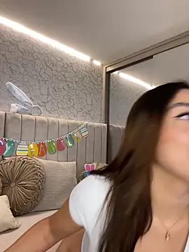 Chat +18 de DannaMarshall ao vivo