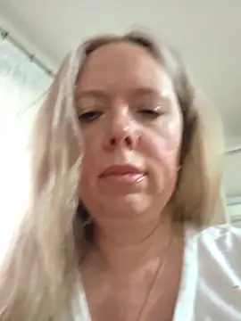 Irina3718n Live XXX chat