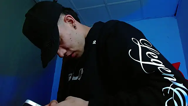 Chat XXX ao vivo de alexgiraldo__